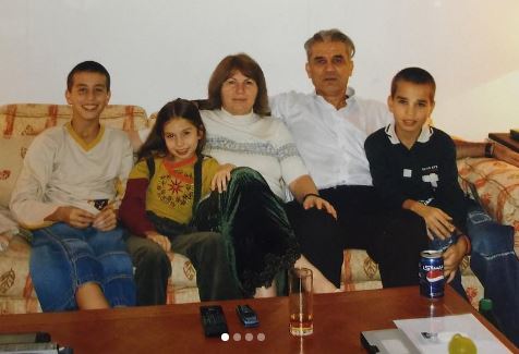 Young Edward Iordanescu with his parents Anghel Iordanescu and Valeria Iordanescu and siblings